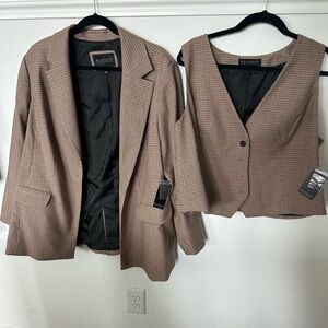 Eloquii Women's Brown Blazer and Vest Set
